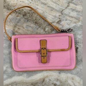 Adorable baby pink vintage Coach wristlet